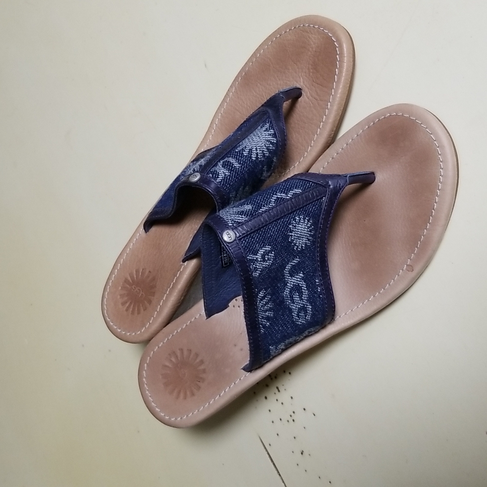 UGG AUSTRALIA Blue Jean Denim Canvas Logo Casual Wedge Heel Thong Sandal Shoe 7